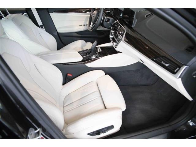 BMW 520 d xDrive Limousine Luxury Line Head-Up HiFi