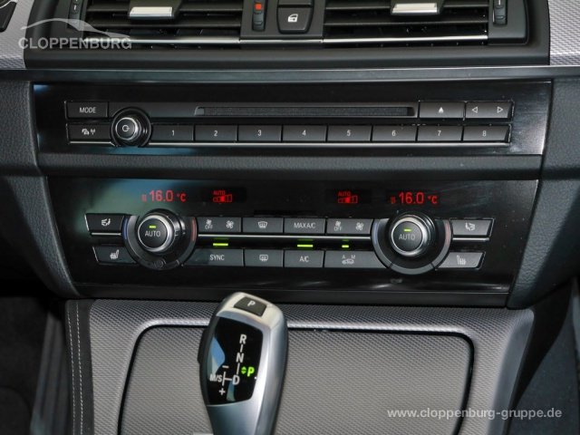 BMW 520d xDrive Touring Aut M Sportpaket Navi HIFI