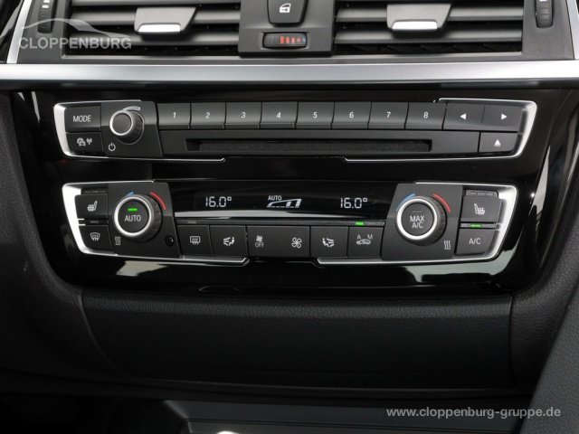 BMW 318d Limousine Aut Sport Line LED NAVI PDC Alarm