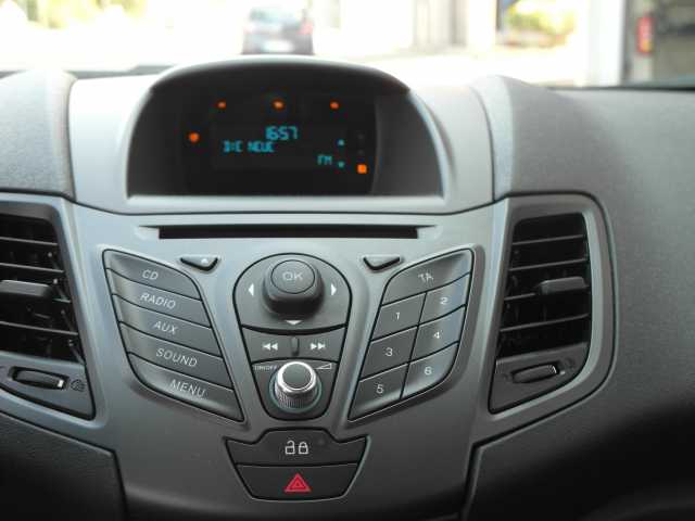 Ford Fiesta 1.0 Trend KLIMA WINTER-PAKET AUDIO-CD BC DACHSPOILER Euro 5