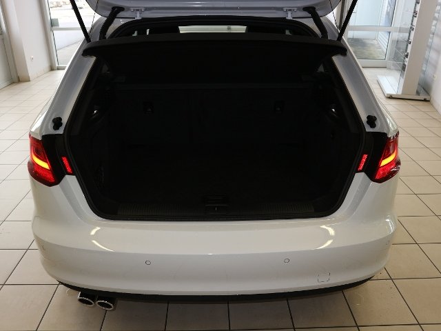 Audi A3 Sportback 2.0 TDI clean diesel Ambition quattro S tronic KLIMA XENON NAVI LEDER ALU