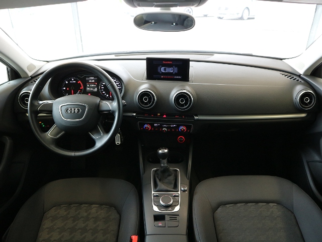 Audi A3 Sportback 1.6 TDI clean diesel Attraction KLIMA XENON ALU