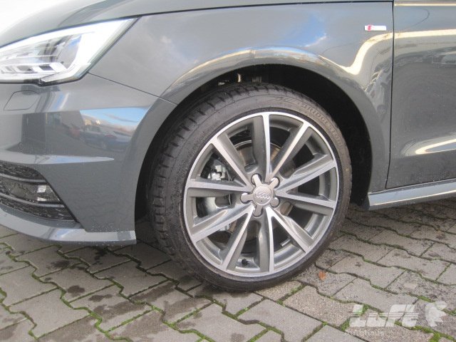 Audi A1 Sportback 1.4 TFSI S-tronic Sport