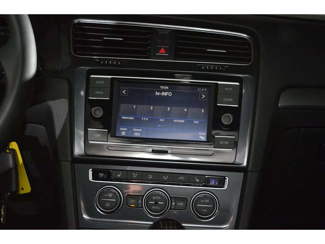 VW Golf 1.5 TSI ACT Sound