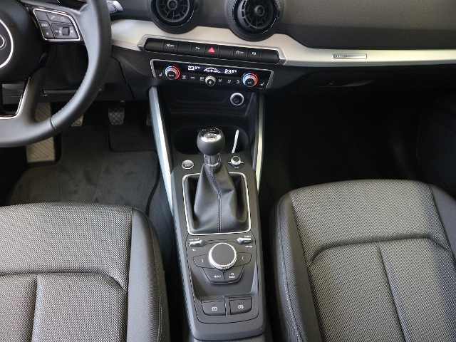 Audi Q2 sport 1.4 TFSI cylinder on demand 110(150) kW(PS) 6-Gang KLIMA LED NAVI ALU