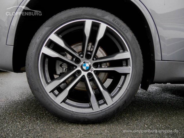 BMW X5 M50D M Sport 20 Zoll AHK LED NP 109545,00 Kamer