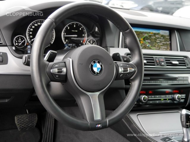 BMW 520d xDrive Touring Aut M Sportpaket Navi HIFI
