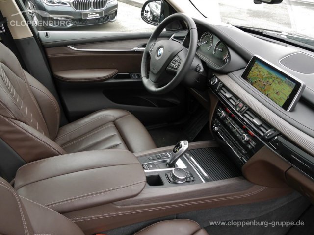 BMW X5 XDRIVE 40D AHK Kamera Panorama Standheizung Kom
