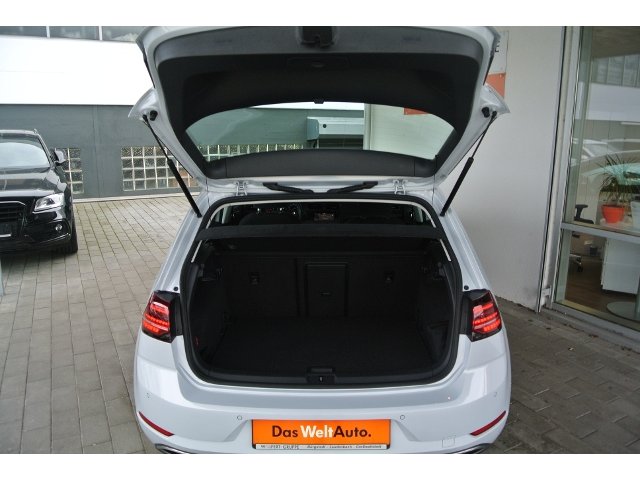 VW Golf VII 1,6 TDI BMT DSG Comfortline ACC NAVI